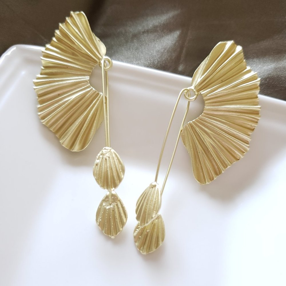 New! Anthro Fan Fair Earrings